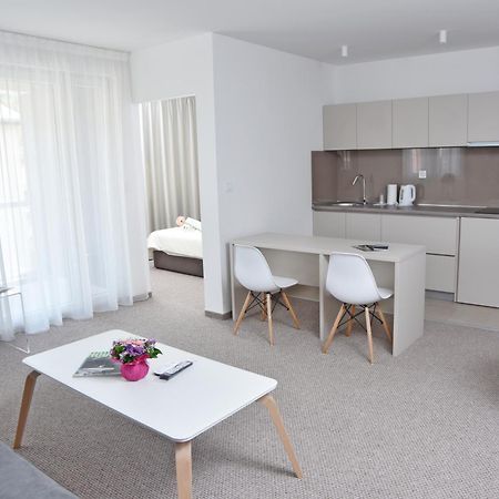 Kozle City Apartments Szkopje Kültér fotó