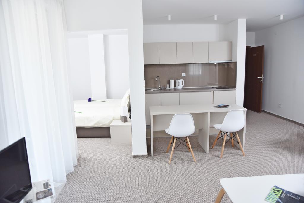 Kozle City Apartments Szkopje Kültér fotó