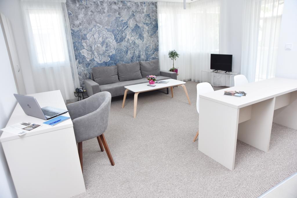 Kozle City Apartments Szkopje Kültér fotó