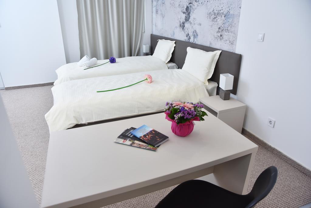 Kozle City Apartments Szkopje Szoba fotó