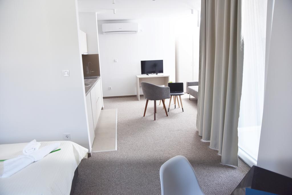 Kozle City Apartments Szkopje Szoba fotó