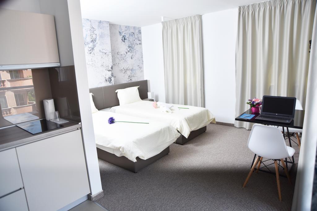 Kozle City Apartments Szkopje Szoba fotó