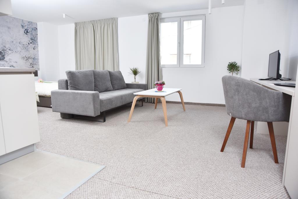 Kozle City Apartments Szkopje Szoba fotó