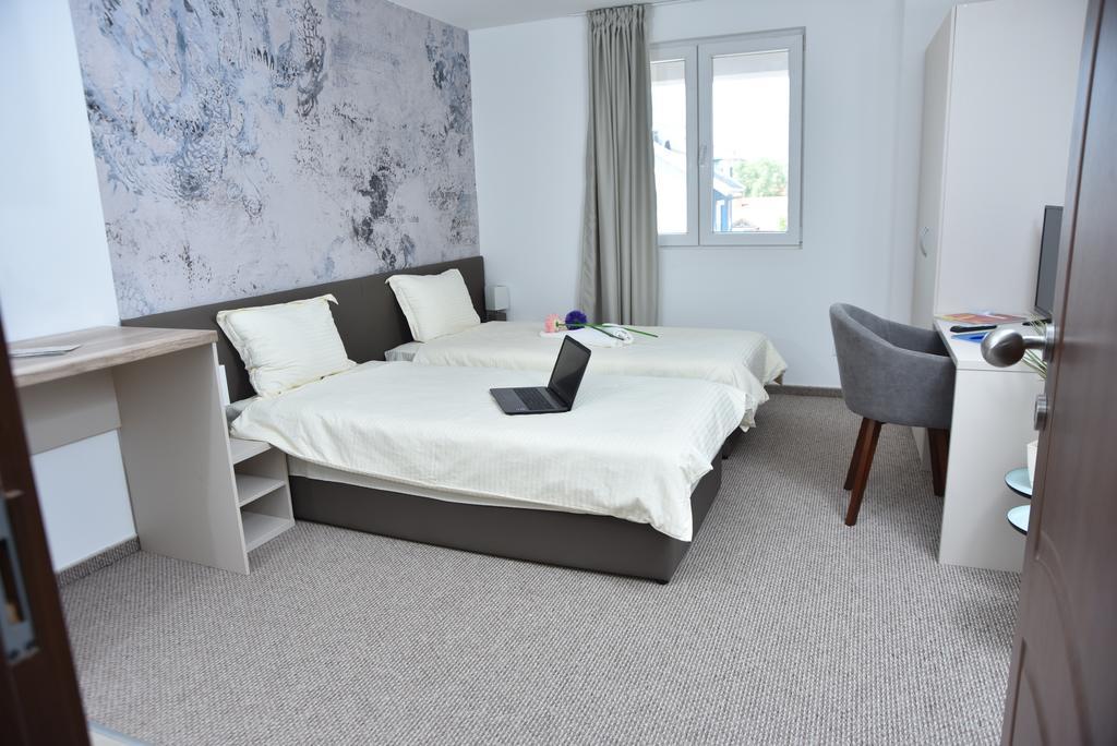 Kozle City Apartments Szkopje Szoba fotó