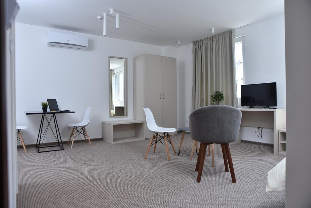 Kozle City Apartments Szkopje Szoba fotó