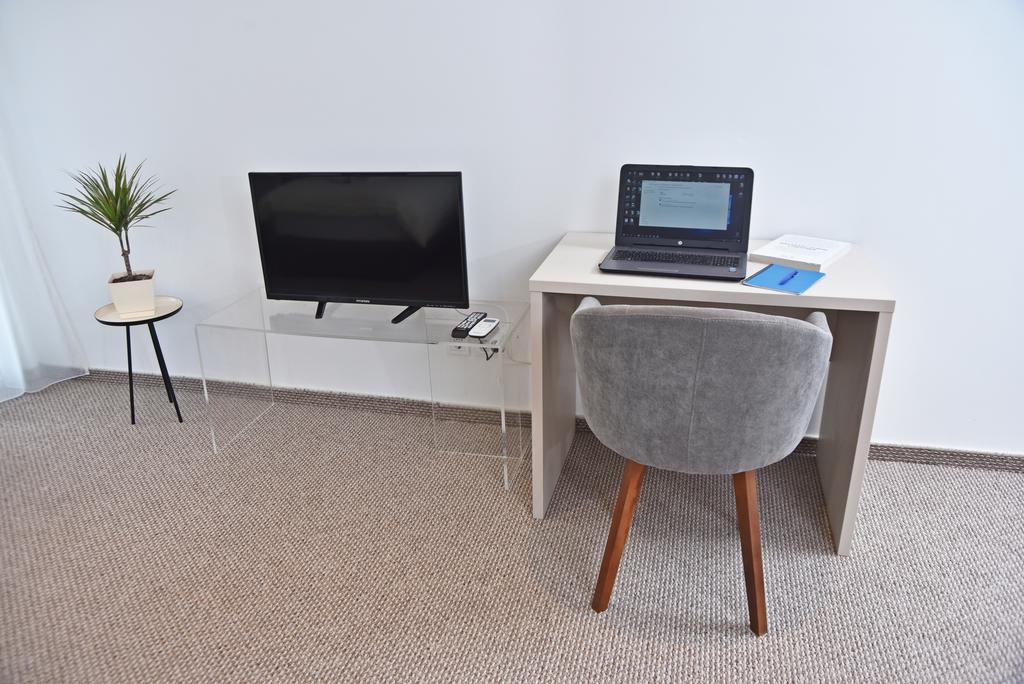 Kozle City Apartments Szkopje Szoba fotó