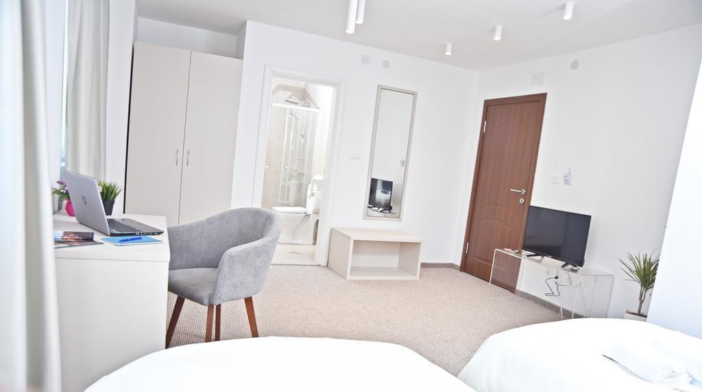 Kozle City Apartments Szkopje Szoba fotó