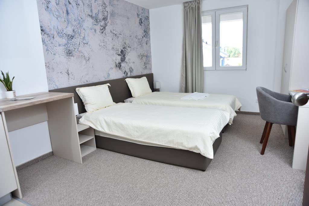 Kozle City Apartments Szkopje Szoba fotó