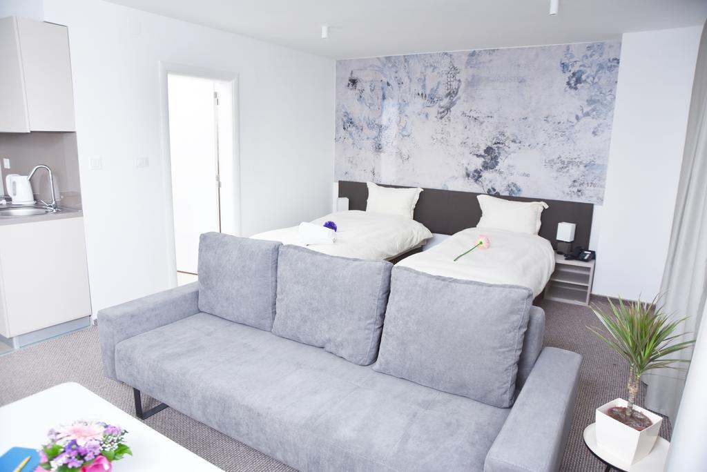 Kozle City Apartments Szkopje Szoba fotó