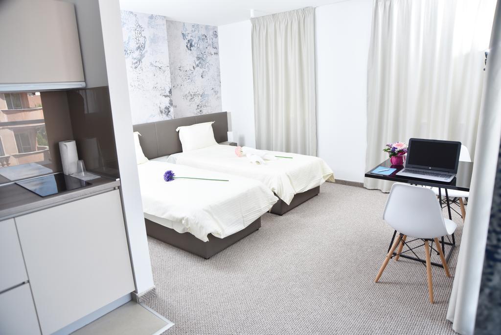 Kozle City Apartments Szkopje Szoba fotó