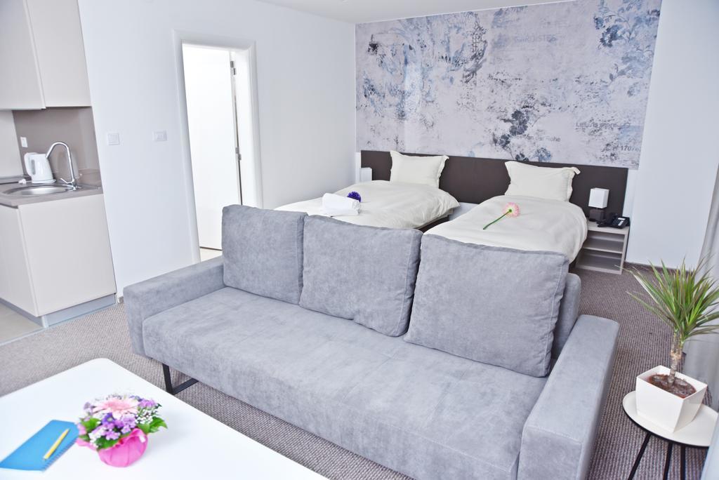 Kozle City Apartments Szkopje Szoba fotó