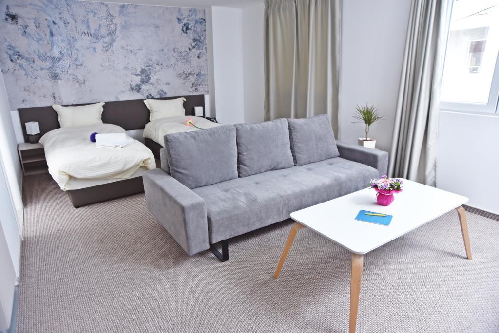 Kozle City Apartments Szkopje Szoba fotó