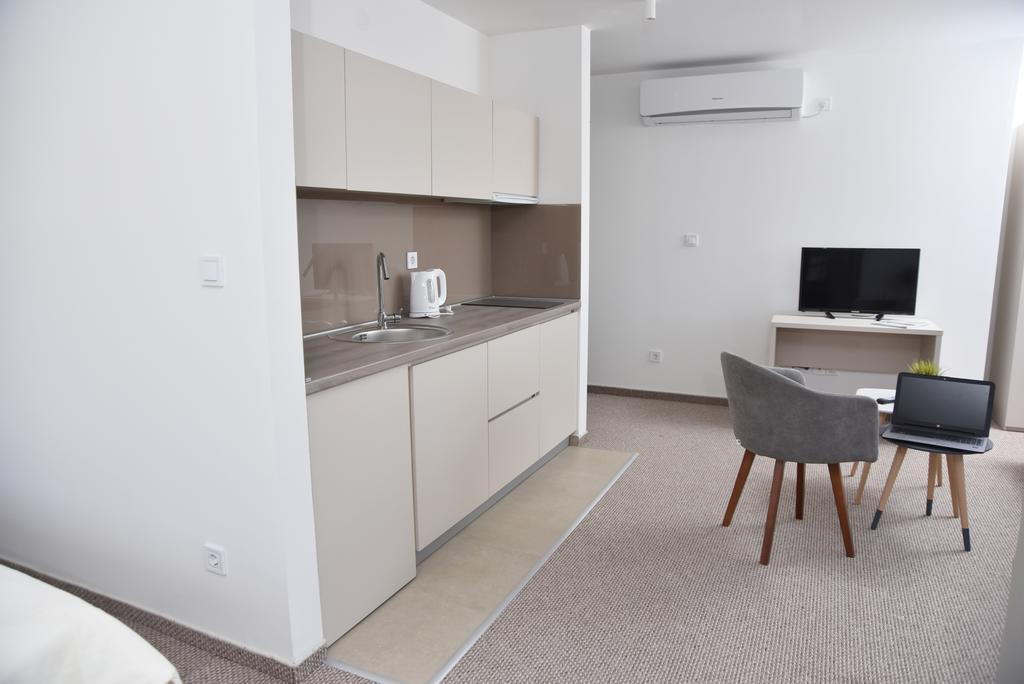 Kozle City Apartments Szkopje Szoba fotó