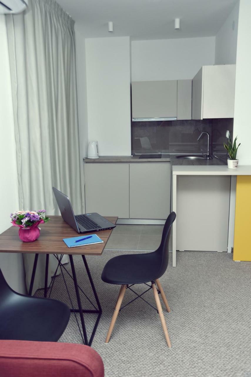Kozle City Apartments Szkopje Kültér fotó